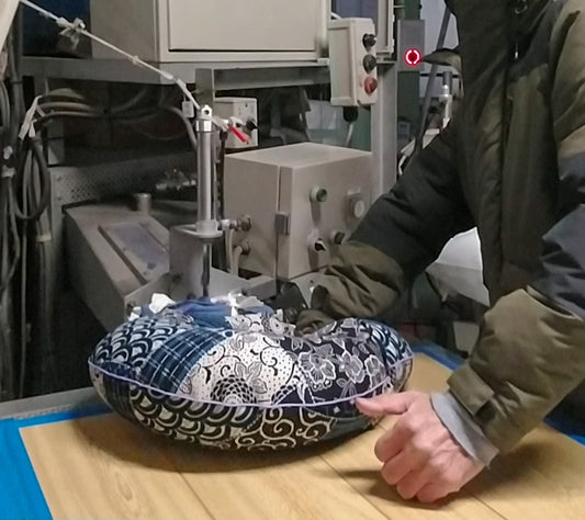 ドーナツクッションの製造 つづき